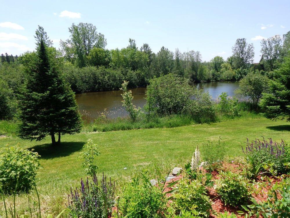 Motel Des Deux Lacs Waterloo Buitenkant foto